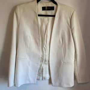 White Cream Woman’s Blazer - Zara Basics - Size L